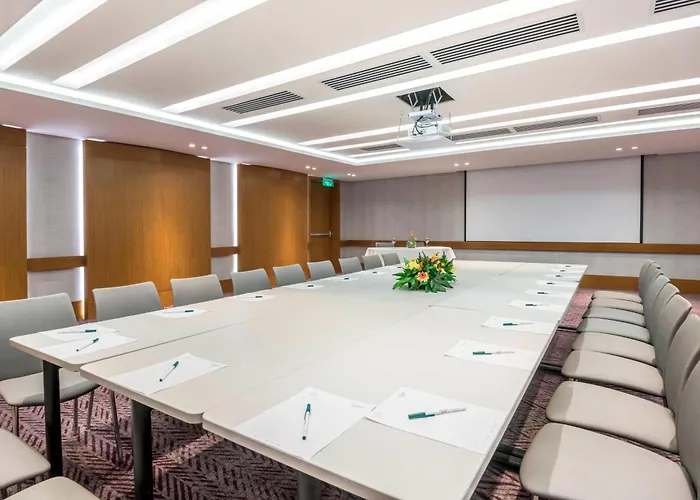 Courtyard By Marriott Bogota Airport